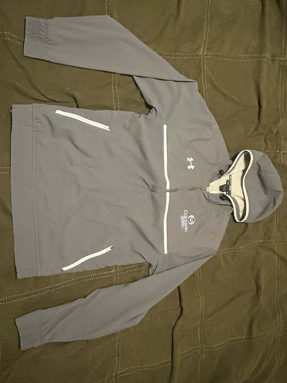 Under Armour Colorado State Rams Men's Gray Win It Woven 1/4 Zip Hooded Jacket